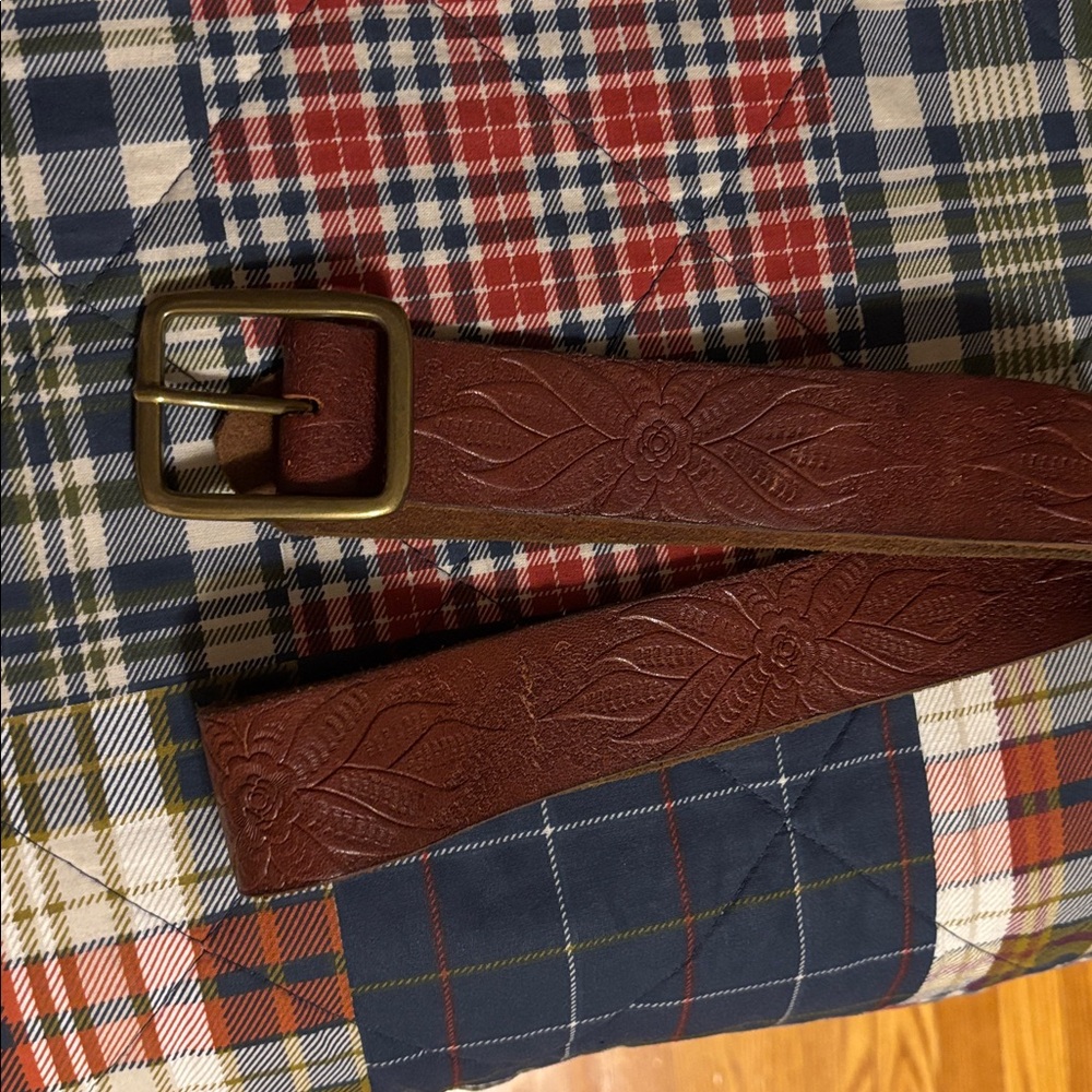 Gap Women’s Brown Leather Belt with floral pattern